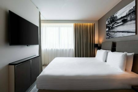 AC Paris Porte Maillot by Marriott - 11