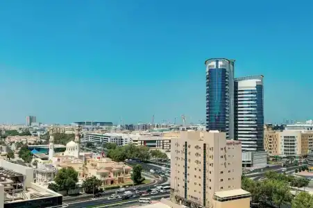 Four Points by Sheraton Downtown Dubai - 1