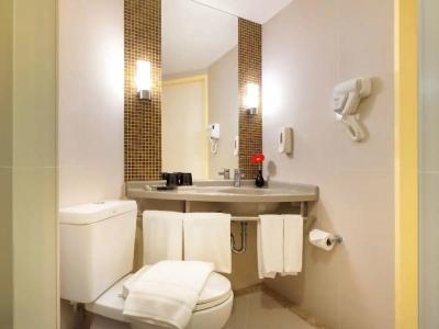 ibis Bangkok Sathorn - 69