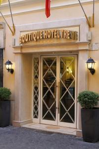 Boutique Trevi - 17