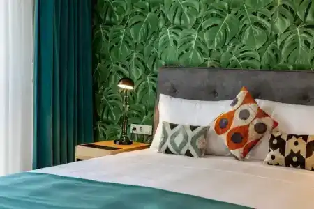 Green Parrot Istanbul - 42