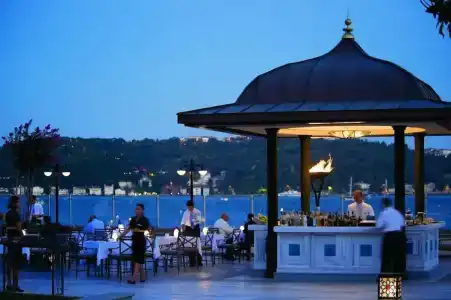 Four Seasons Istanbul at the Bosphorus - 46