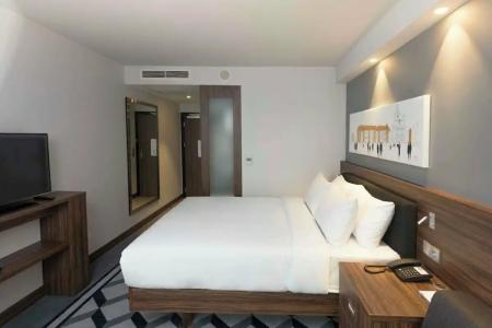 Hampton By Hilton Poznan Old Town - 15