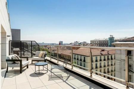 Radisson RED Madrid - 36