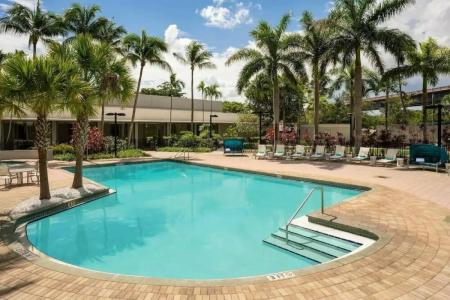 Courtyard by Marriott Miami Airport - 71