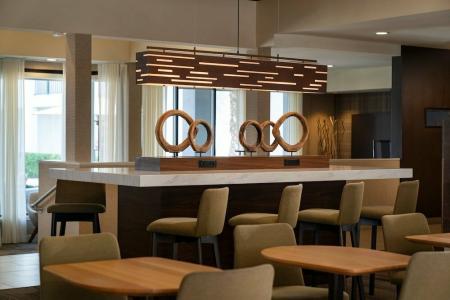 Courtyard by Marriott Fresno - 20