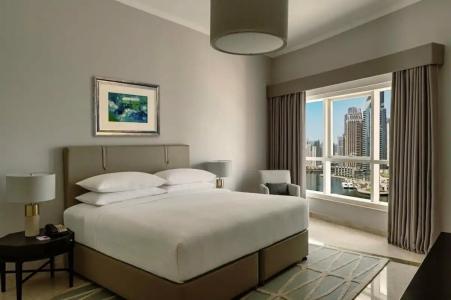 Dubai Marriott Harbour And Suites - 40