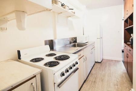 Royal Grove Waikiki - 35