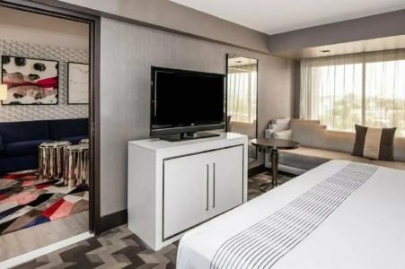 Beverly Hills Marriott - 46
