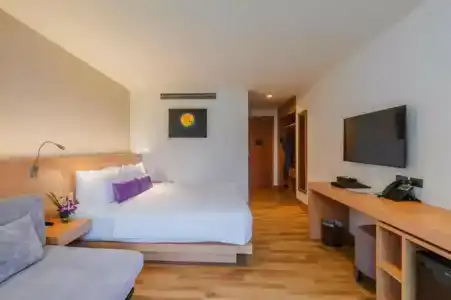 The Lunar Patong - SHA Certified - 56
