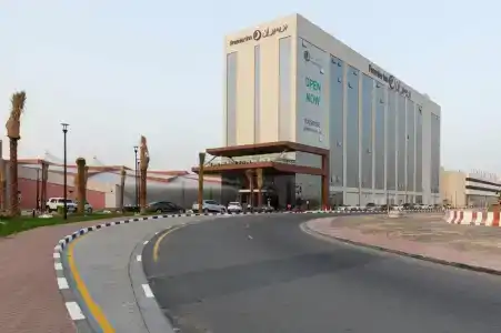 Premier Inn Dubai Dragon Mart - 2