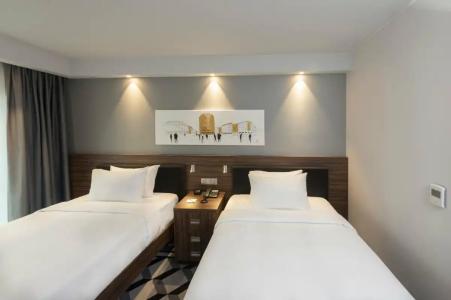 Hampton By Hilton Poznan Old Town - 26