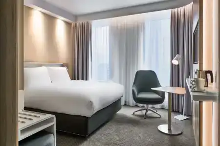 Holiday Inn Express - Warsaw - The HUB, an IHG - 1