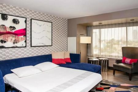 Beverly Hills Marriott - 11