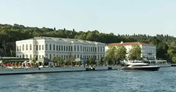 Four Seasons Istanbul at the Bosphorus - 57