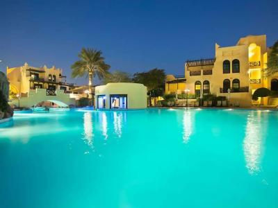 Novotel Bahrain Al Dana Resort - 41