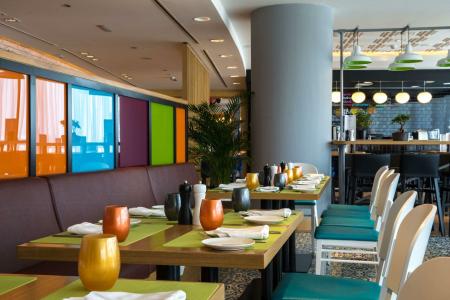 Park Inn by Radisson Dubai Motor City - 53