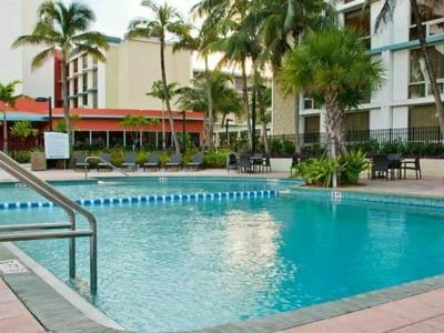 Courtyard by Marriott Miami Airport - 10