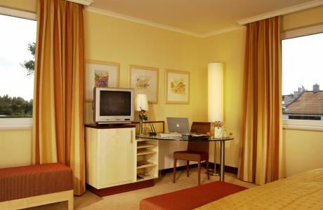 Best Western Premier Castanea Resort - 44