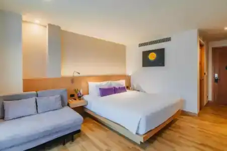 The Lunar Patong - SHA Certified - 50