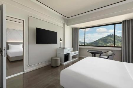 Courtyard by Marriott Phuket Town - 47