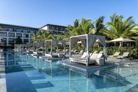 Adults Only Club at Lopesan Costa Bavaro Resort - 39