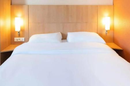 B&B Rouen Centre Rive Droite - 90