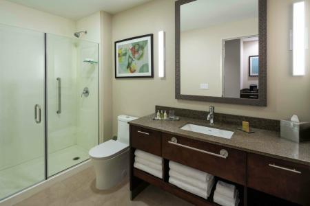 DoubleTree by Hilton Miami Doral - 83