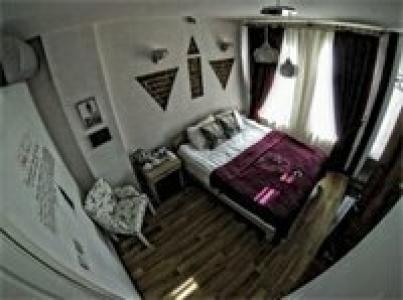 Corner Hot - 56