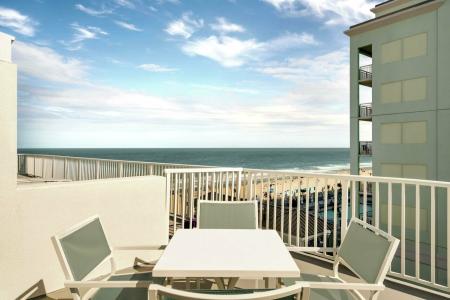 DoubleTree by Hilton Ocean City Oceanfront - 46