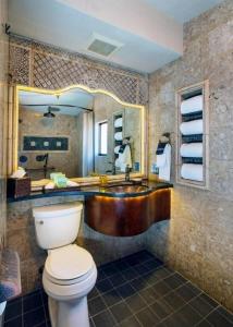 Pantai Inn - 45