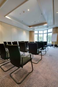 Park Inn by Radisson Lubeck - 48