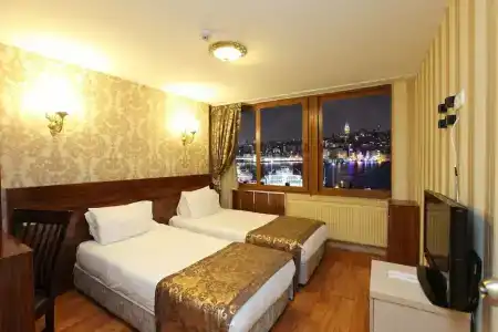 Golden Horn Istanbul - 83