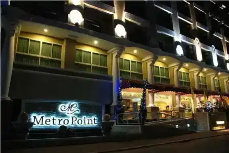 Metro Point Bangkok - 0