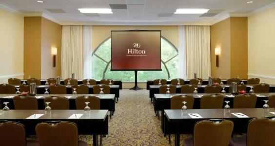 Hilton Charlotte Uptown - 44