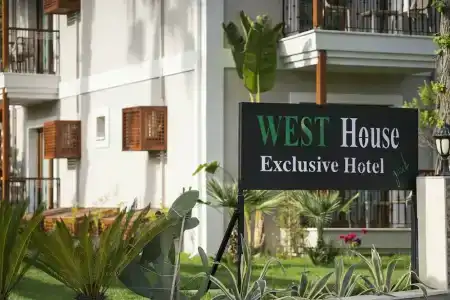 WEST HOUSE EXCLUSIVE - 50