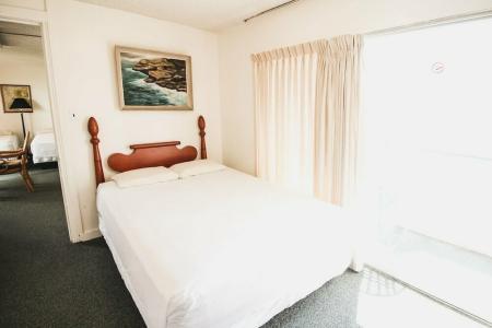 Royal Grove Waikiki - 76