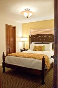Pantai Inn - 37