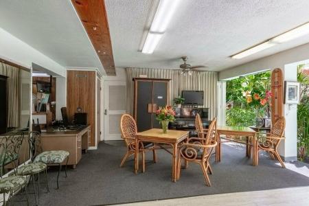 Royal Grove Waikiki - 94