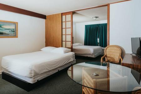 Royal Grove Waikiki - 95