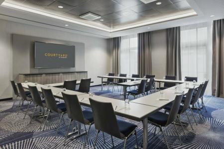 Courtyard by Marriott Hamburg City - 9