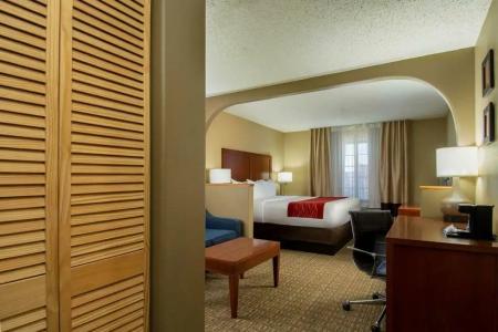 Comfort Inn Santa Fe - 8