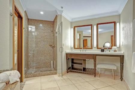 Pacific Terrace - 34