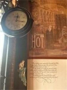 Corner Hot - 81