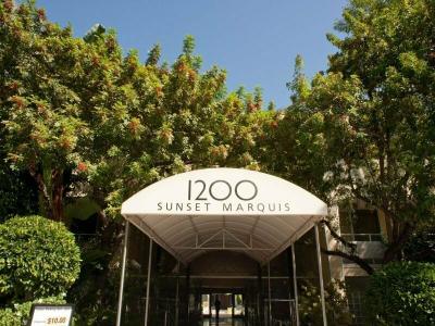 Sunset Marquis - 40