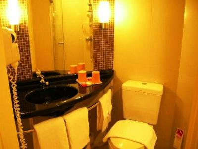 ibis Bangkok Sathorn - 19