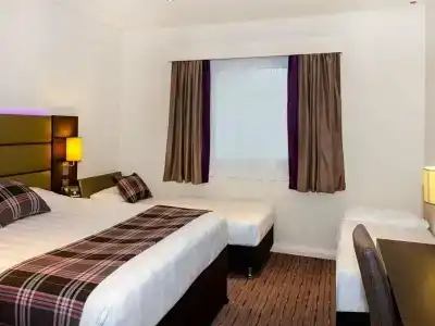 Premier Inn Dubai Al Jaddaf - 6