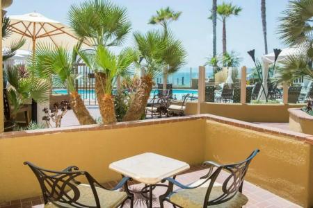 Pacific Terrace - 57
