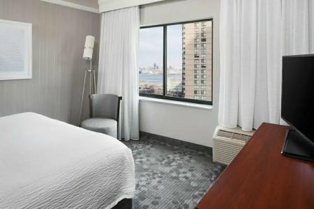 Courtyard By Marriott Jersey City Newport - 15