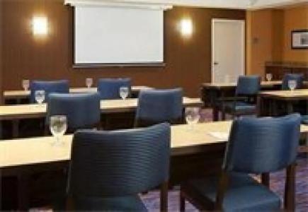 Courtyard By Marriott Jersey City Newport - 23